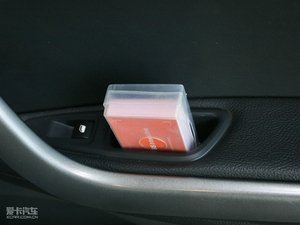 2010款2.0L 自动豪华版 空间座椅