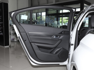 2023400THP PureTech S(dng)Ş ܇T