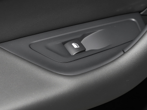 2023400THP PureTech S(dng)Ş ܇ƅ^(q)