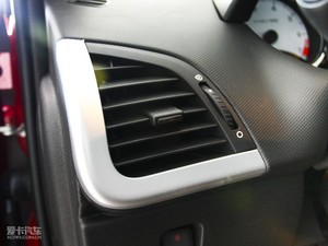 2010款1.4L 手动品乐版 中控区