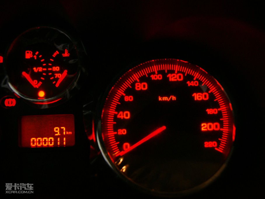 2010(bio)207 1.4L քS