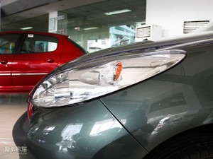 2010款1.4L 手动品乐版 细节外观
