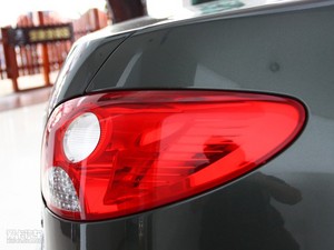 2010款1.4L 手动品乐版 细节外观