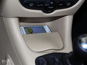 2010款1.4L 手动品乐版 空间座椅