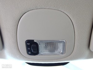 2010款1.4L 手动品乐版 空间座椅