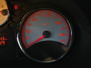 2010款1.6L 自动品乐版 中控区