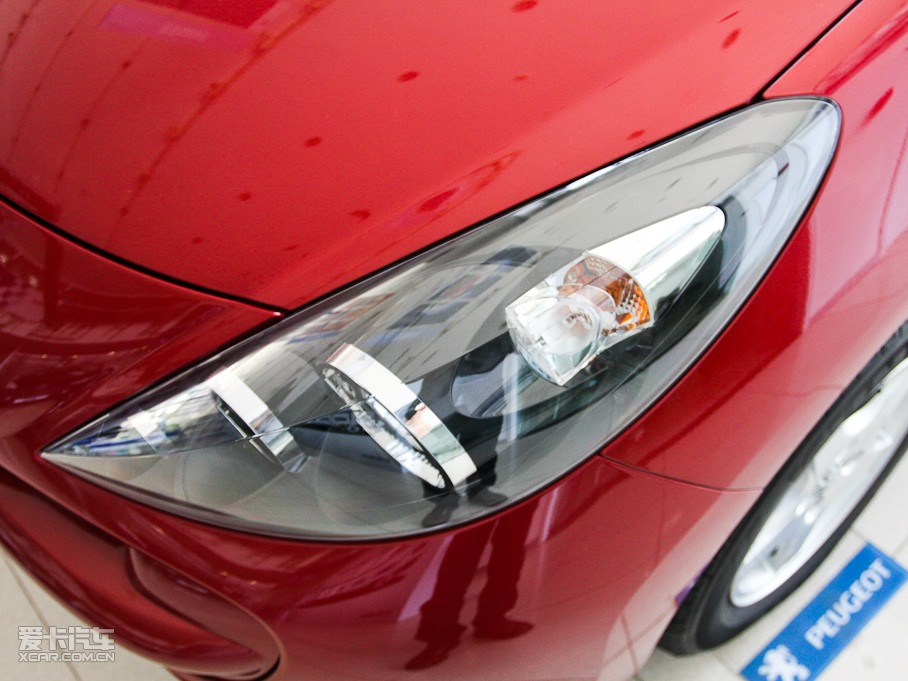 2011�����207�Ɏ� 1.4L �ք�Ʒ����