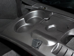 2011款1.4L 手动品乐版 空间座椅
