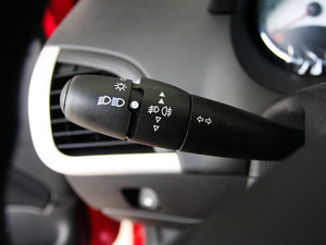 2011款1.4L 手动品乐版 中控区