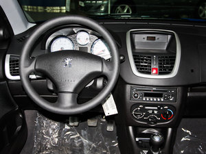 2011款1.4L 手动驭乐版 中控区