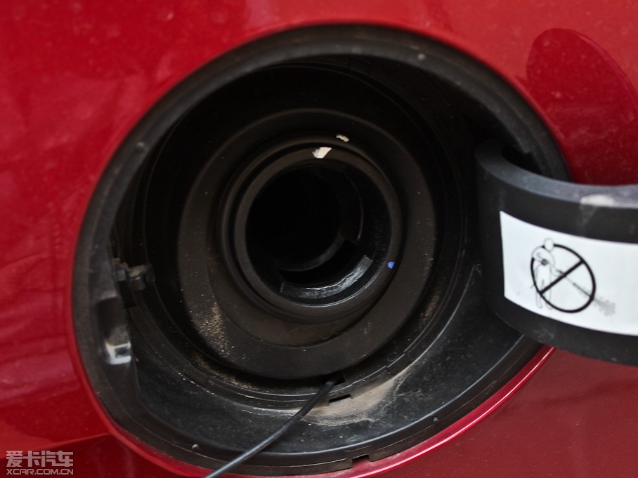 2012���(bi��o)��308 1.6L �Ԅ�(d��ng)�L(f��ng)�а�