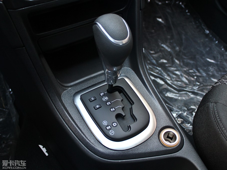 2012���(bi��o)��308 1.6L �Ԅ�(d��ng)�L(f��ng)�а�