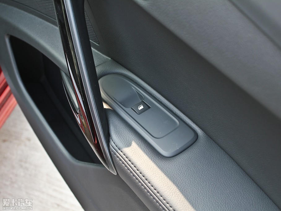 2012�����508 2.0L �Ԅ�������