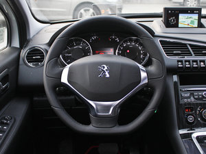 2013款1.6T 自动至尚版 方向盘