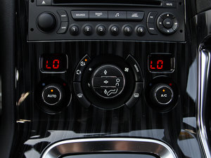 2013款2.0L 自动潮流版 空调调节