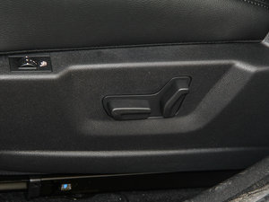 2013款1.6T 自动潮流版 主驾驶座椅调节