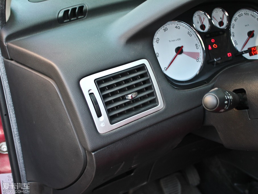 2012(bio)307Ɏ 1.6L ք(dng)m