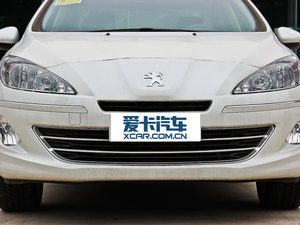 2013款2.0L 自动舒适版 中网