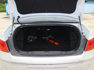2013款2.0L 自动舒适版 空间座椅