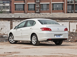2013款1.6L 自动舒适版 左后45度