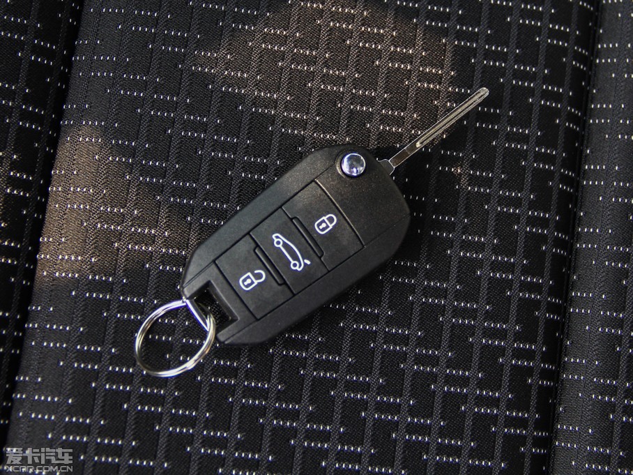 2013���(bi��o)��508 2.0L ������o(j��)�� �Ԅ�(d��ng)�촰��(j��ng)��� 