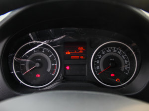 2014款1.6L 手动豪华版 仪表