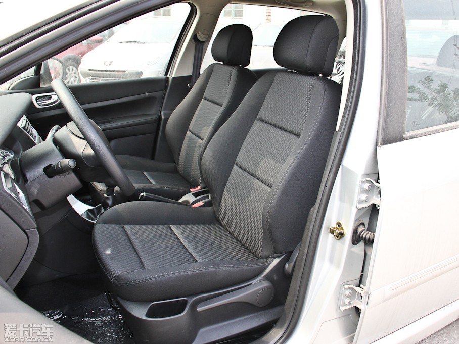 2013(bio)307Ɏ 1.6L ք(dng)m