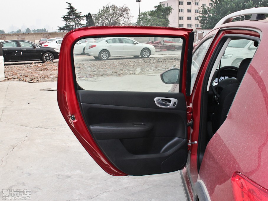 2013CROSS 307 1.6L քӰ