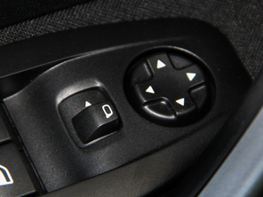 東風(fēng)標(biāo)致2014款標(biāo)致2008