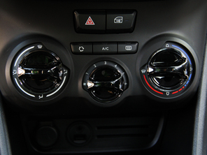 東風(fēng)標(biāo)致2014款標(biāo)致2008