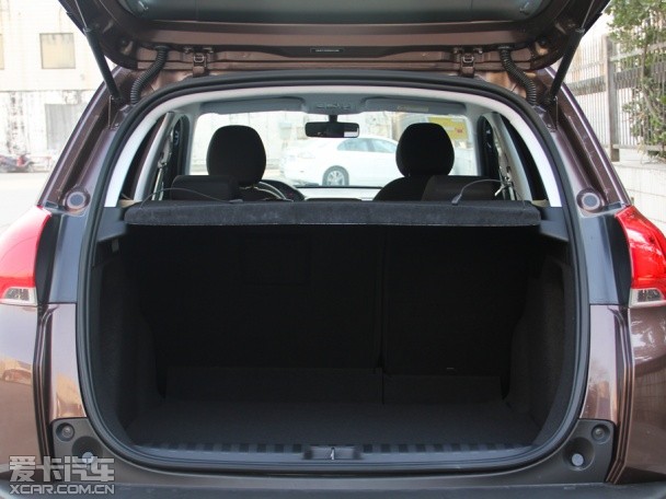 東風(fēng)標(biāo)致2014款標(biāo)致2008