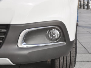 2014款1.6L 自动领航版 前雾灯