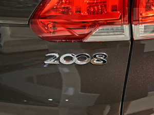 2014款1.6L 自动领航版 细节外观