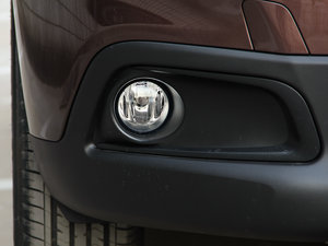 2014款1.6L 手动潮流版 前雾灯