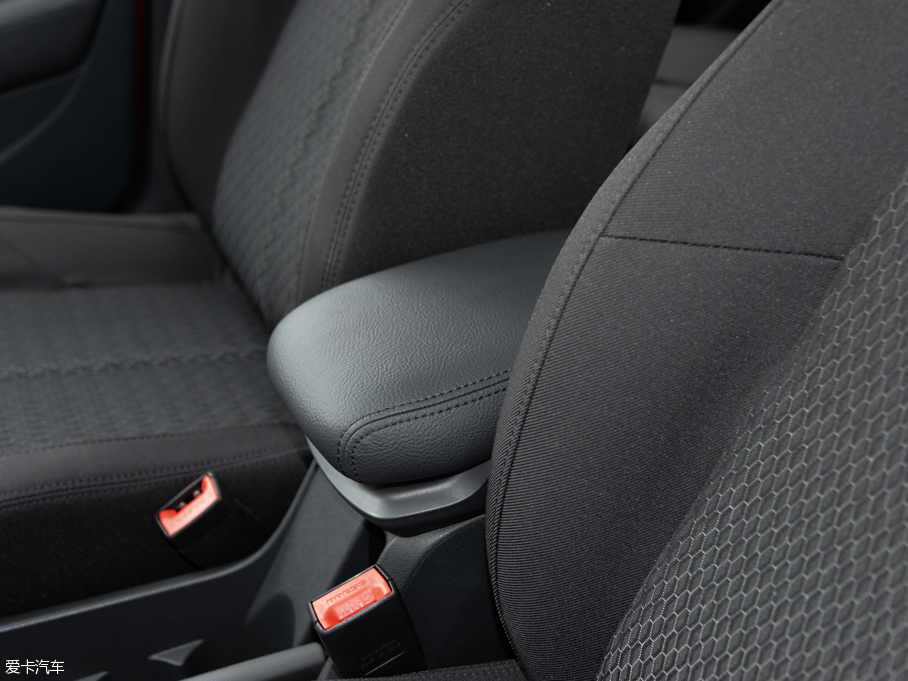 2014(bio)308 (l) 1.6LԄ(dng)(yu)