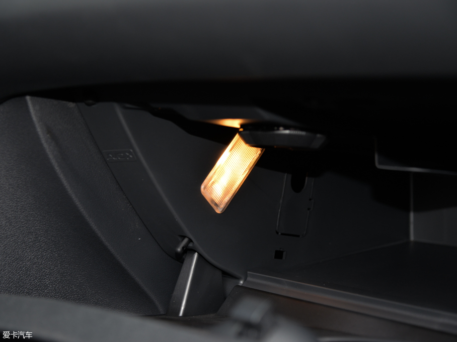 2014(bio)308 (l) 1.6LԄ(dng)(yu)