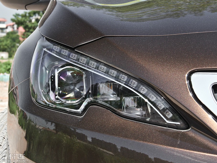 東風標致2014款標致408