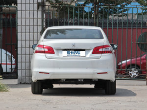 2014款1.8L 自动领先版 正后	