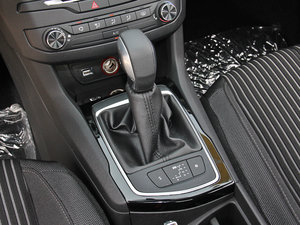 2014款1.8L 自动领先版 换挡杆