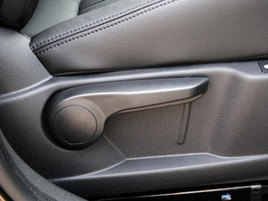 2014款1.6T 逐乐版 空间座椅