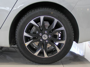 2014款2.3L 罗兰加洛斯版 细节外观