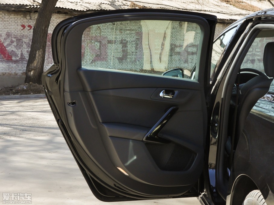 2015�����508 1.6T �Ԅ������