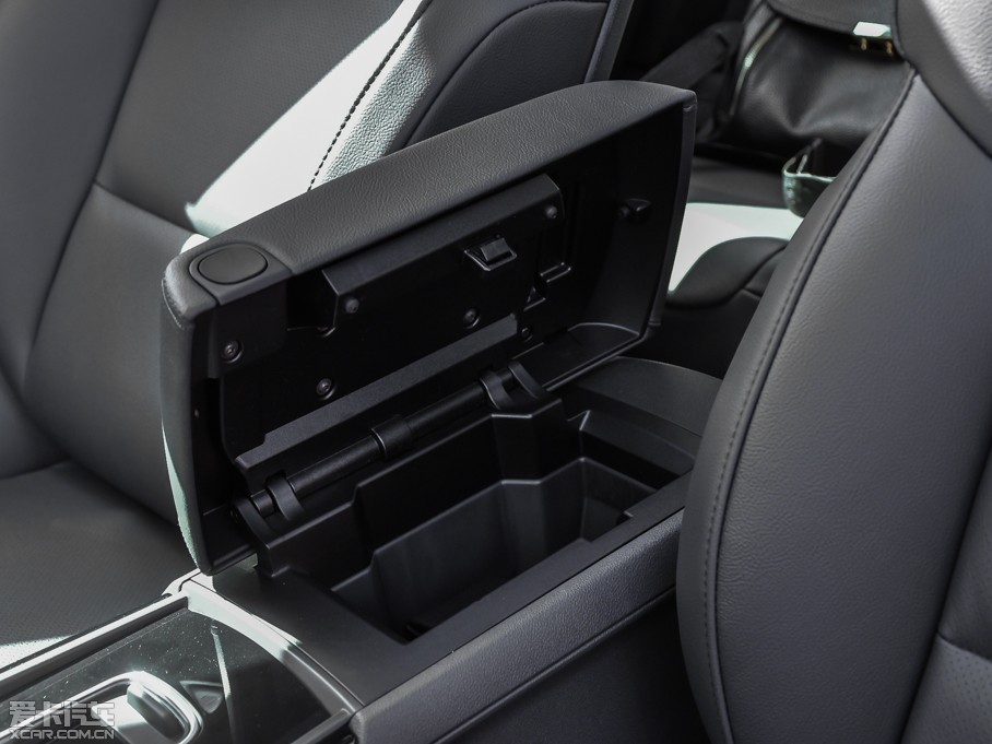 2015�����508 1.6T �Ԅ������