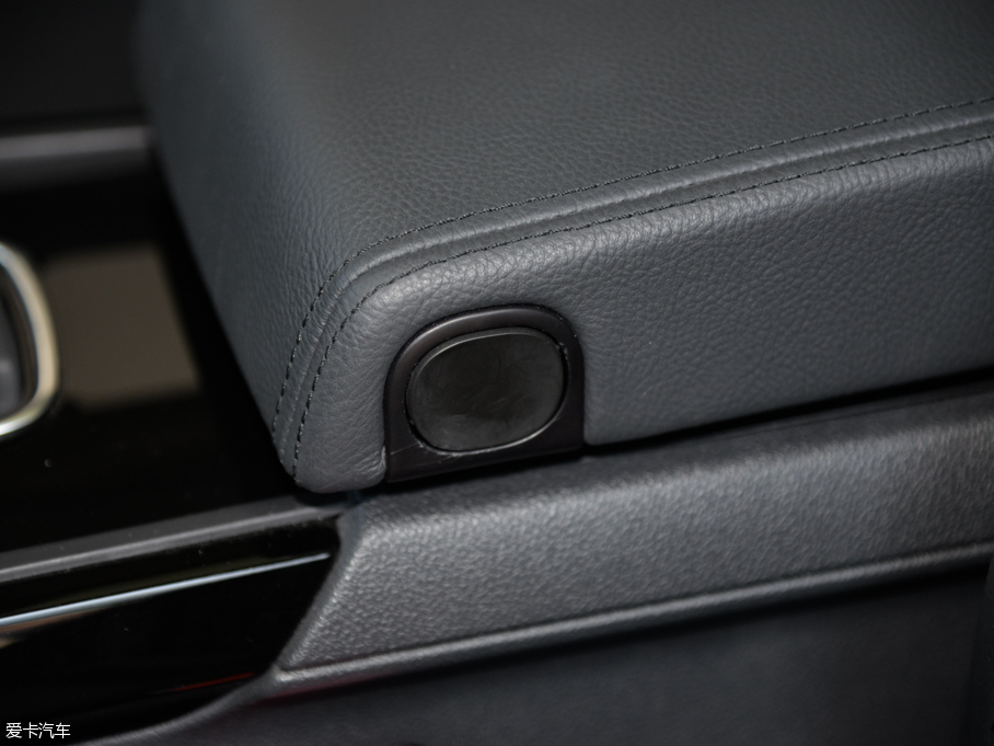 2015�����508 1.8T �Ԅ������