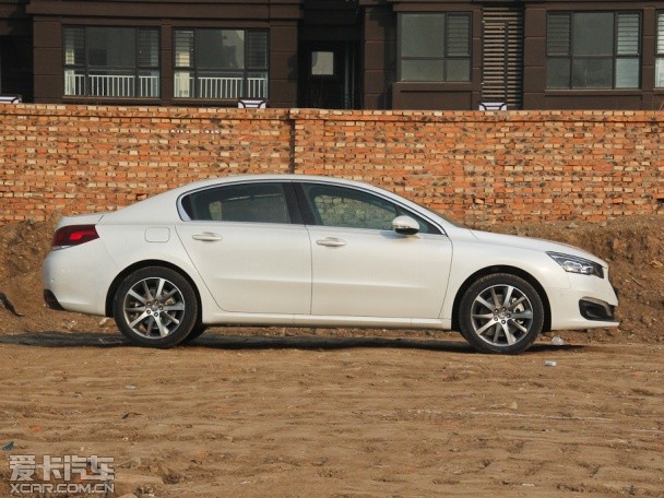 東風標致2015款標致508