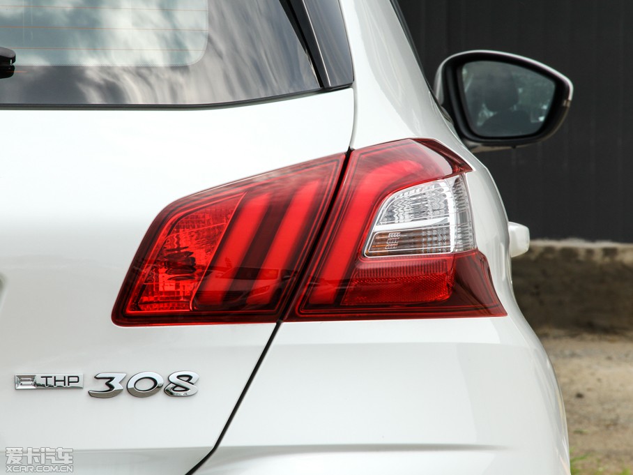 2015�����308S 1.2T �Ԅ����Y��