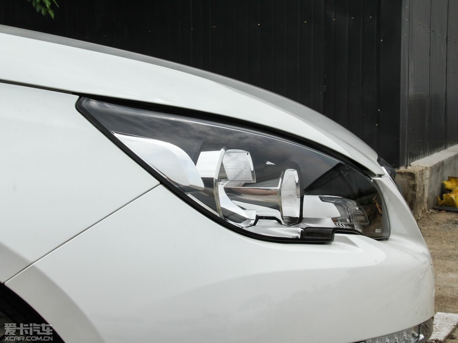 2015���(bi��o)��308S 1.2T �Ԅ����Y��