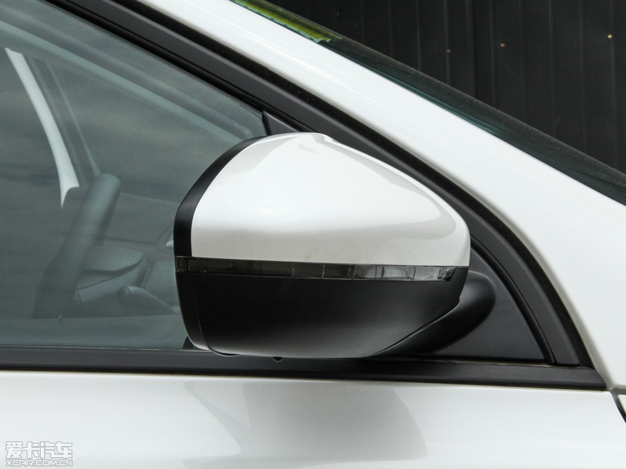 2015�����308S 1.2T �Ԅ����Y��