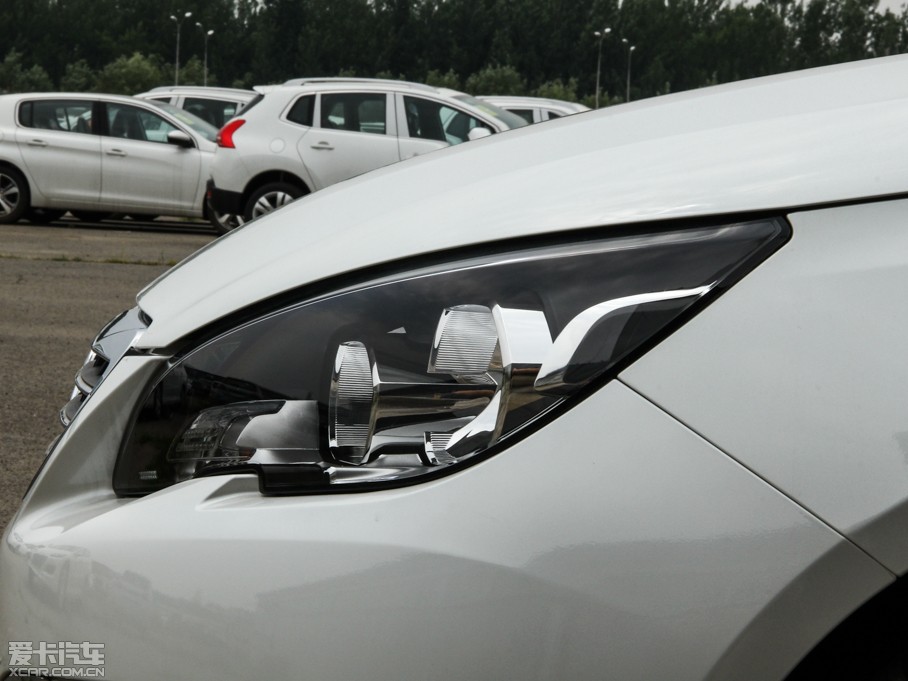 2015�����308S 1.2T �Ԅ����Y��