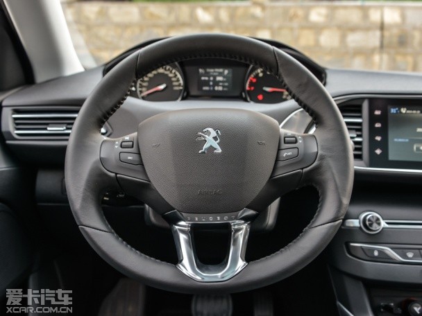 東風標致2015款標致308S